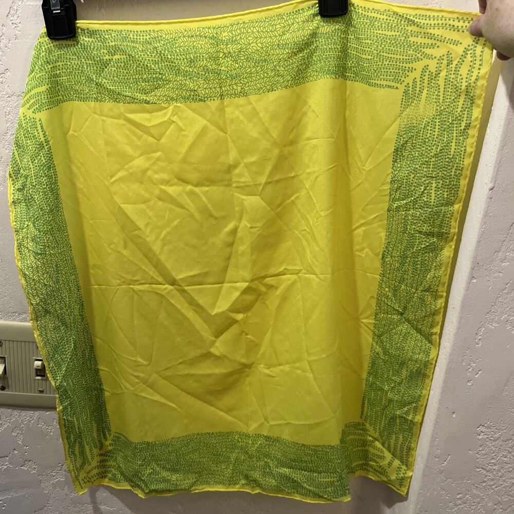 Robinson Golluber Satin Vintage MOD Scarf Yellow Green